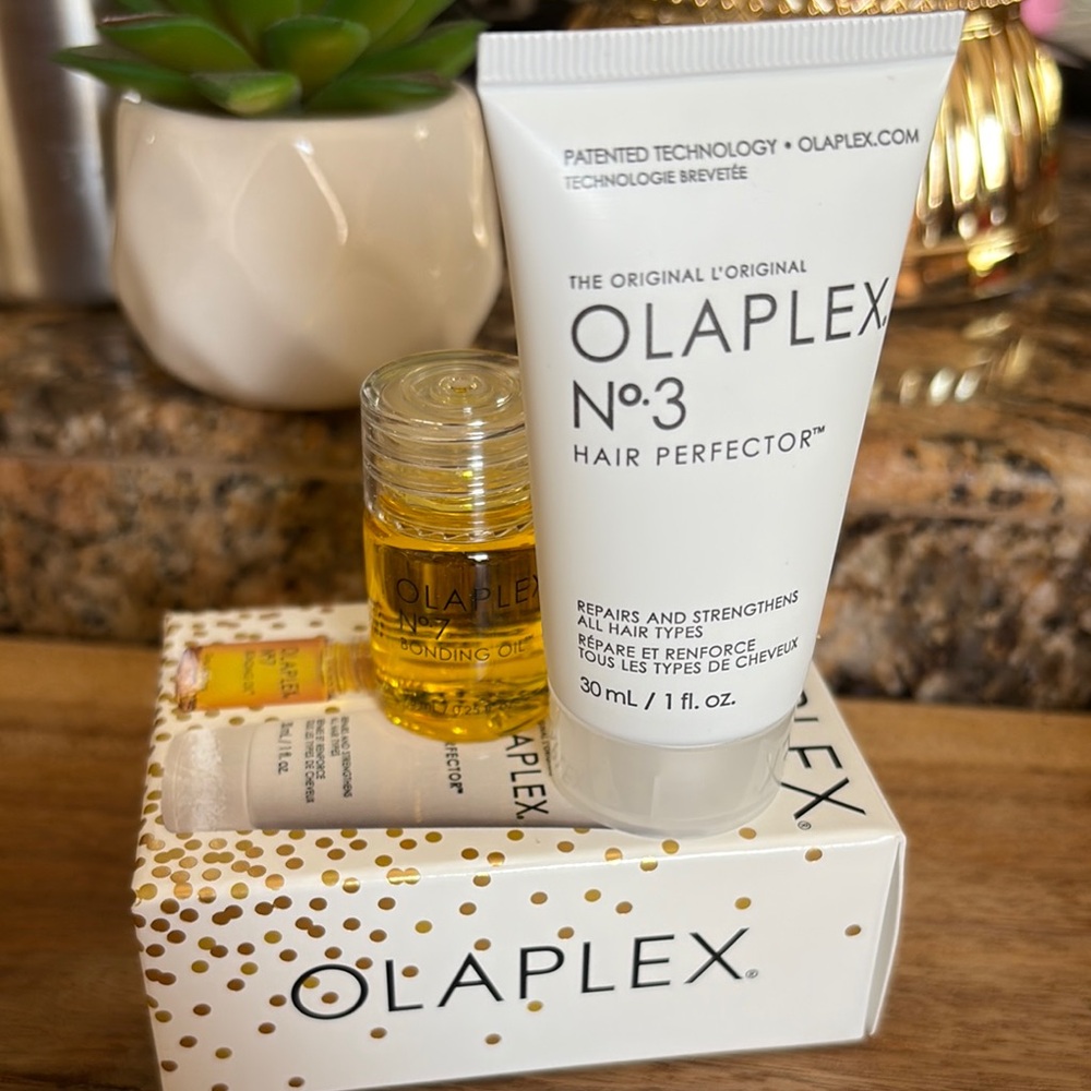 Olaplex No.3 Hair Perfector and No.7 Bonding Oil Travel Size Set